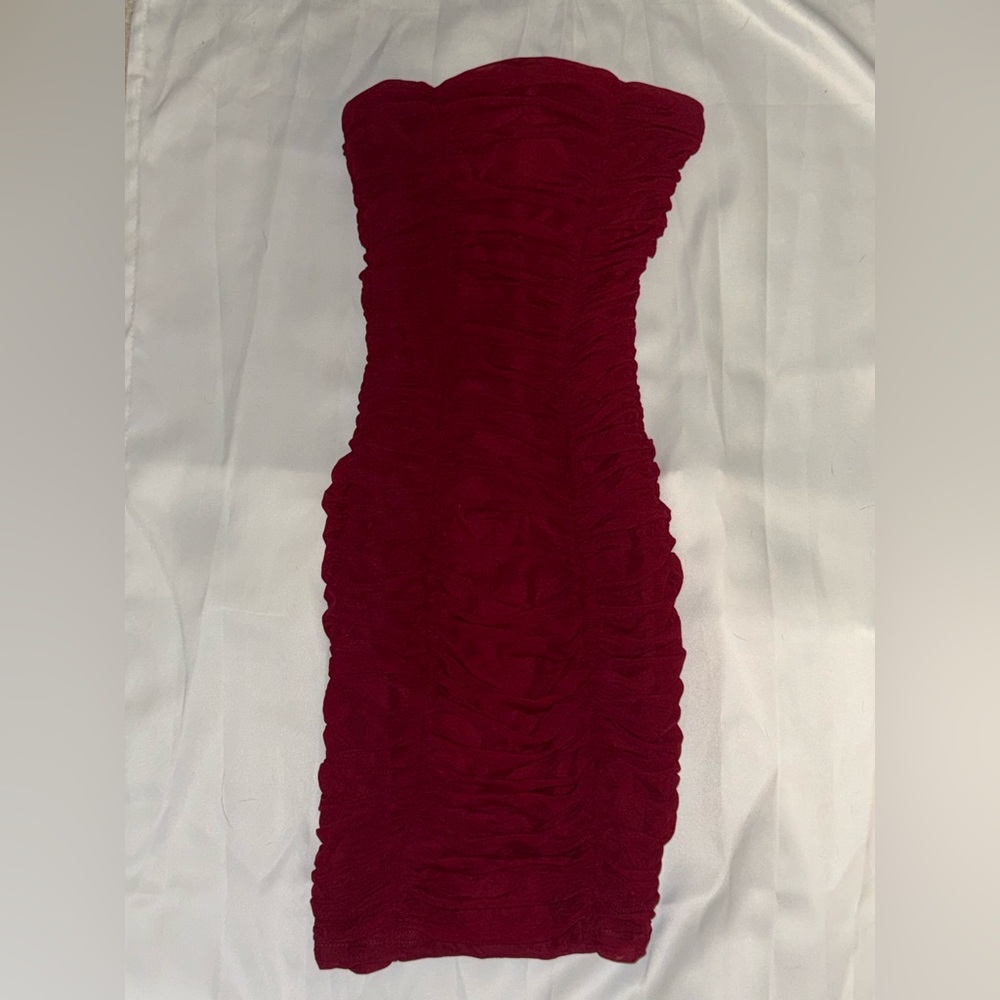 Windsor Strapless Red Dress
